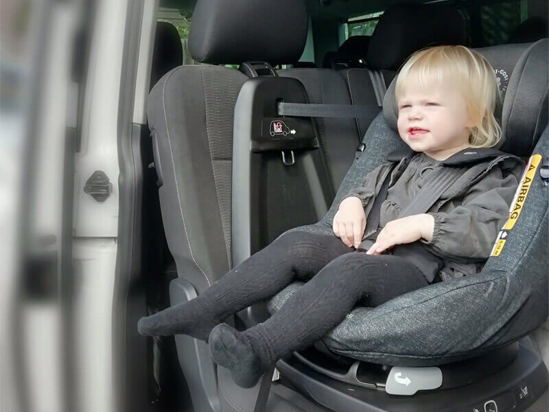 Maxi cosi hotsell axissfix newborn insert