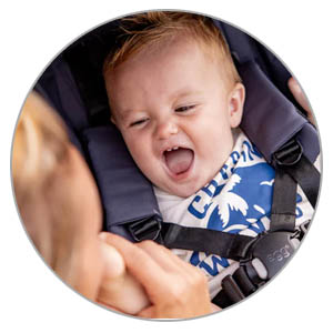 Magnetic Buckle & Adjustable Harness