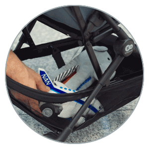 Kinderkraft Nebo - storage options