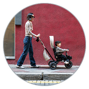 Kinderkraft Spinstep 2 Plus Tricycle - handling