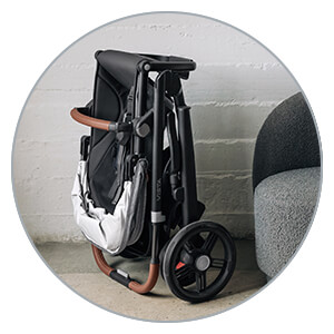 Uppababy Vista V3 - folding