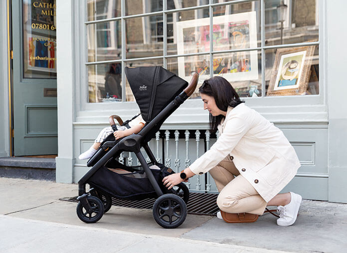 Prams | Pushchairs | Car Seats | Baby Equipment at Winstanleys Pramworld